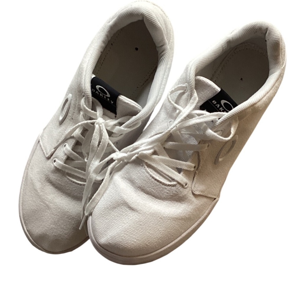 Oakley Men's White Canvas Low Top Lace Up Casual Sneakers Shoes Size 11